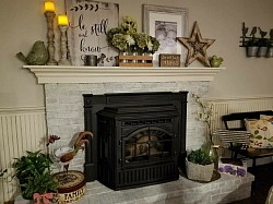 Farmhouse Style Sitting Area Redecoration Project 